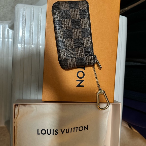 Authentic Louis Vuitton Checkered Key Pouch - Brown and Black - Picture 1 of 2